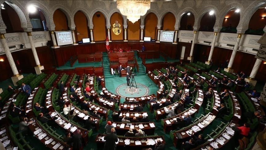 ترشحات النساء للبرلمان القادم محتشمة.. الحركات النسوية تندد بالمزاج السياسي "الذكوري" ..